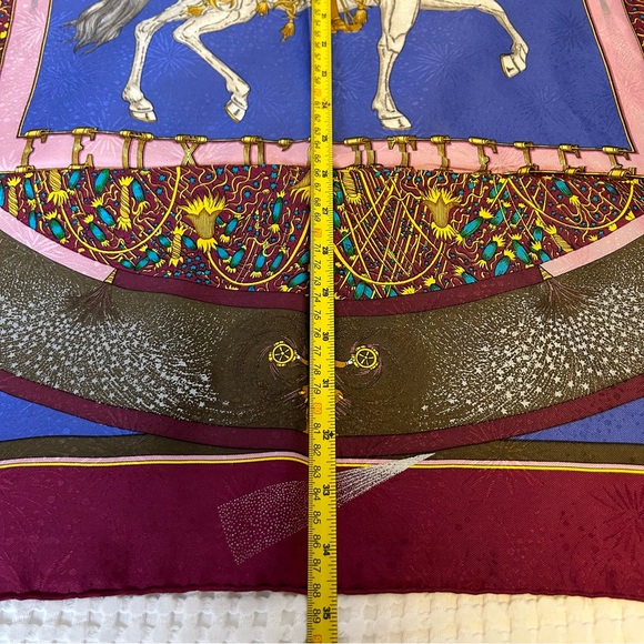 HERMES Authentic Scarf Carres 90 LANNES FEUX D'ARTIFICE Napoleon, 1987 - Picture 5 of 6